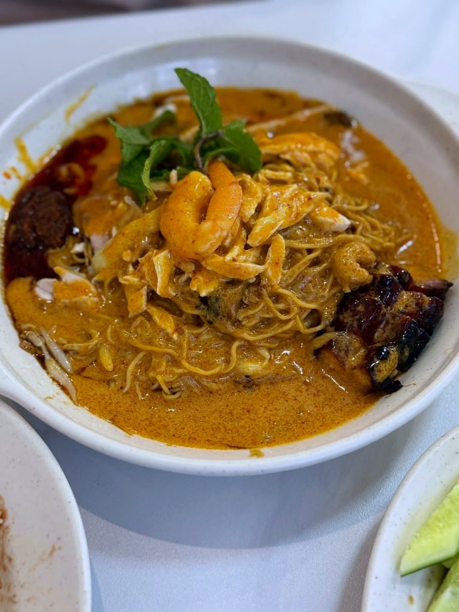 Rich curry laksa noodles